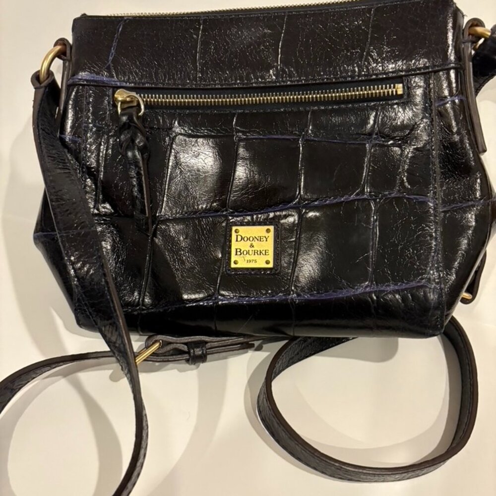 Dooney & Bourke Womens Pocketbook